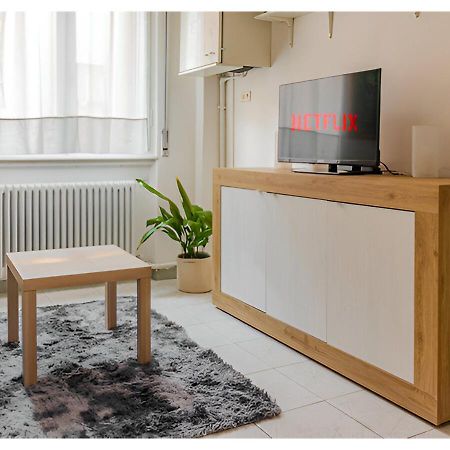 Free Parking - 5 Min By Walk From City Center Como Exteriér fotografie