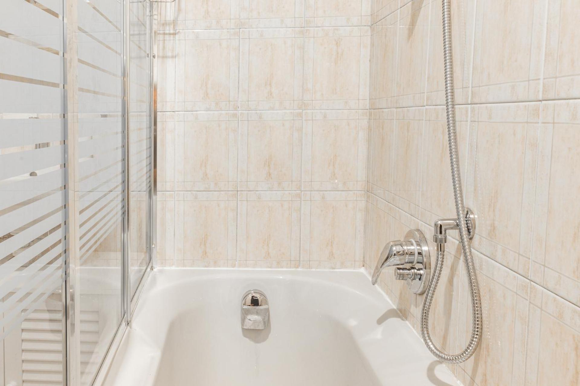 Free Parking - 5 Min By Walk From City Center Como Exteriér fotografie